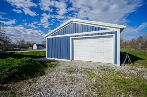 Exterior - 9607 S 100 E, Pendleton, IN 46064 photo 5 of 13