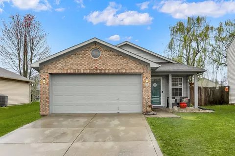 5037 Rocky Forge Dr, Indianapolis, IN 46221