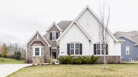 4088 Sugar Pine Ln, Zionsville, IN 46077