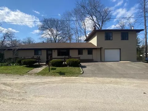 5580 Paradise Ct, Martinsville, IN 46151