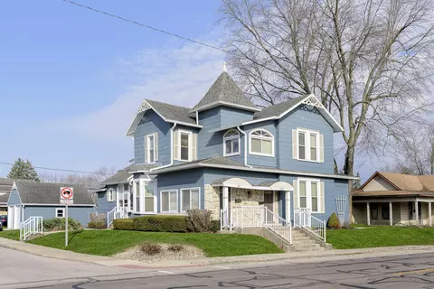 703 N Walnut St, Hartford City, IN 47348