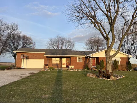 6362 S Wilbur Wright Rd, Straughn, IN 47387