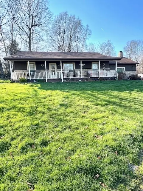 4560 Turkey Track Rd, Martinsville, IN 46151