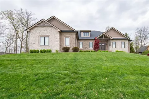 6828 Royal Oakland Way, Indianapolis, IN 46236