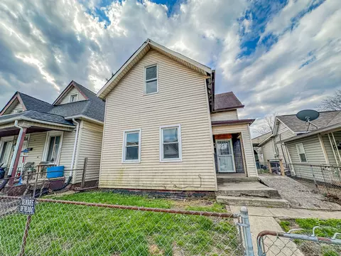 41 Schiller St, Indianapolis, IN 46225