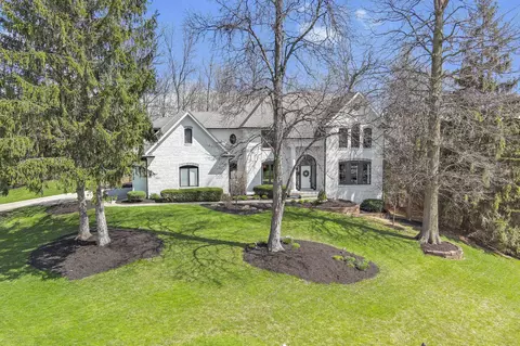 11560 Woods Bay Ln, Indianapolis, IN 46236