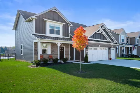 147 Carrick Glen Blvd, Pendleton, IN 46064 photo 2