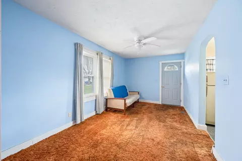 251 Smith St, Columbus, IN 47201 photo 28