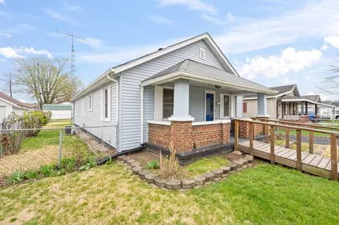 251 Smith St, Columbus, IN 47201 photo 2