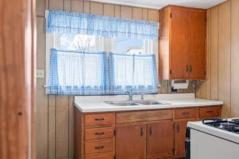 251 Smith St, Columbus, IN 47201 photo 18