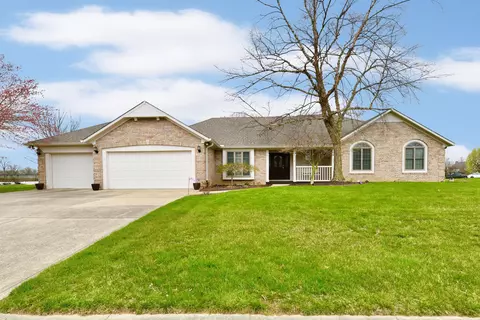 2602 Water Way Dr, Greenwood, IN 46143