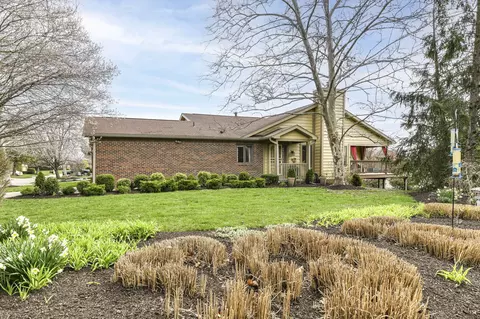 8152 Shoreridge Ter, Indianapolis, IN 46236