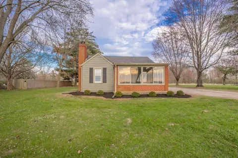 2218 S 380 E, Anderson, IN 46017