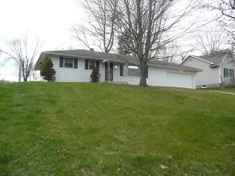 910 S 15th St, Richmond, IN 47374