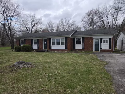 7137 W Illiana Dr, West Terre Haute, IN 47885