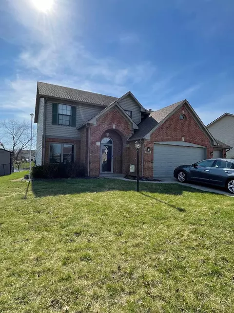 1213 New Amsterdam Dr, Greenwood, IN 46142