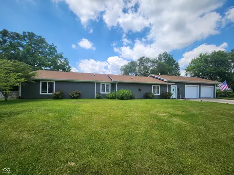 5279 N 50 E, Shelbyville, IN 46176