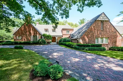 432 Pine Dr, Indianapolis, IN 46260