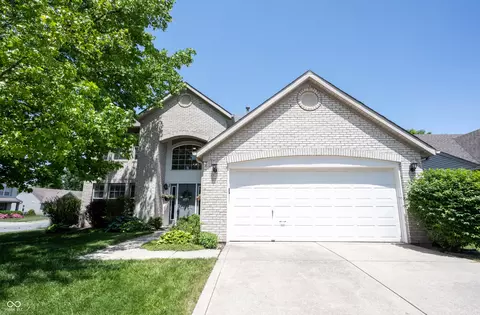 6114 Bristlecone Dr, Fishers, IN 46038