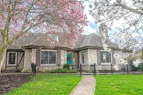 411 Kessler Boulevard East Dr, Indianapolis, IN 46220