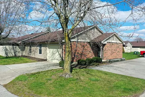1638 Wellesley Ct, Indianapolis, IN 46219