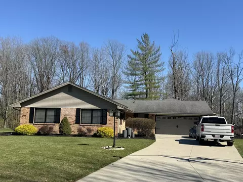 429 Mutton Creek Dr, Seymour, IN 47274