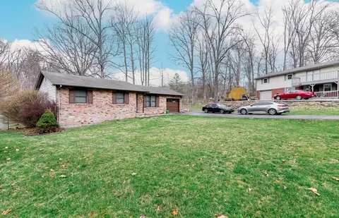 308 Oakridge Dr, North Vernon, IN 47265