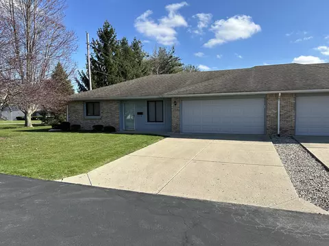 2535 Sassafras Ln, Anderson, IN 46012