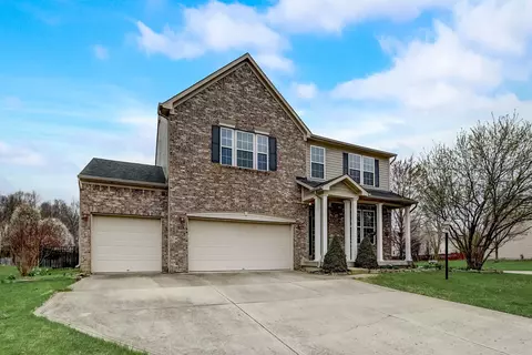 11155 Sanders Dr, Fishers, IN 46038