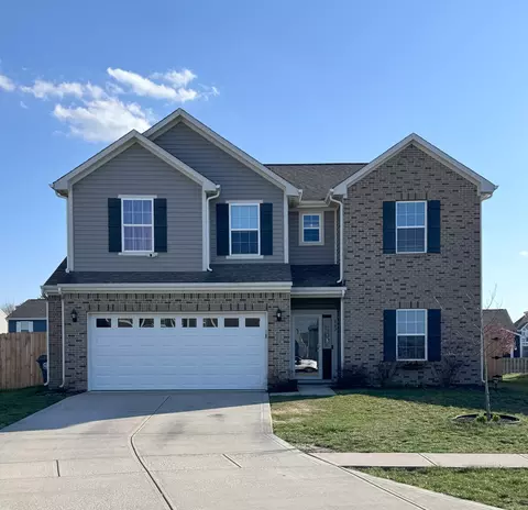 862 Snowberry Run, Greenwood, IN 46143