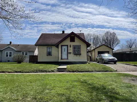 3416 Brown St, Anderson, IN 46013