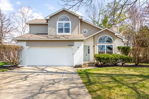 7389 Fairway Ct, Indianapolis, IN 46236