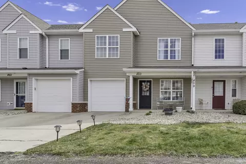 460 Dekalb Dr, Westfield, IN 46074