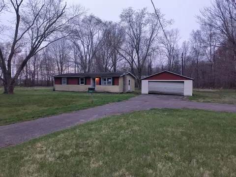 3960 S 400 W, Columbus, IN 47201