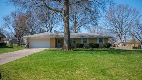 7150 S Delaware St, Indianapolis, IN 46227