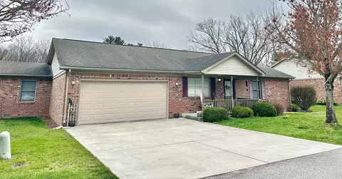 84 N Deer Cliff Dr, Crawfordsville, IN 47933
