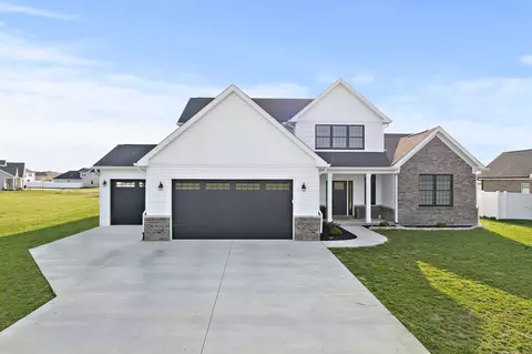 6765 Redbud Ln, Seymour, IN 47274