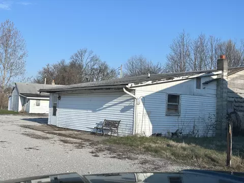 4899 S County Road 700 E, Plainfield, IN 46168 photo 2