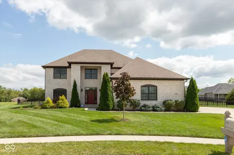 1909 Derby Ct, Danville, IN 46122