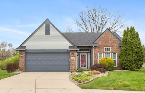 8058 Snug Harbor Ln, Indianapolis, IN 46227