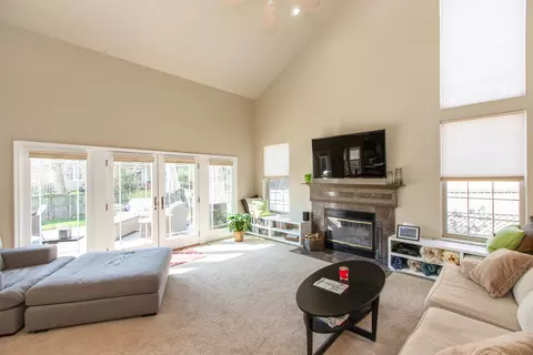 10857 Pine Bluff Dr, Fishers, IN 46037 photo 14