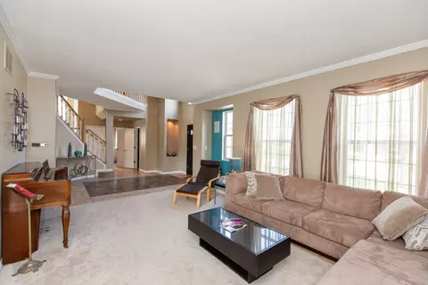 10857 Pine Bluff Dr, Fishers, IN 46037 photo 4