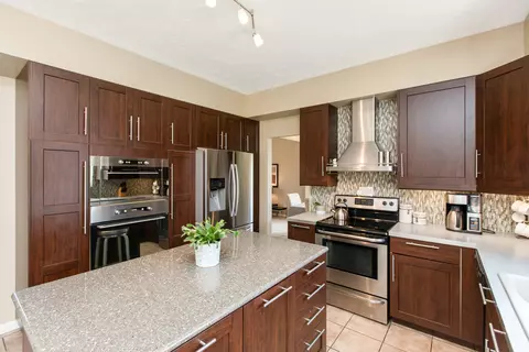 10857 Pine Bluff Dr, Fishers, IN 46037 photo 10