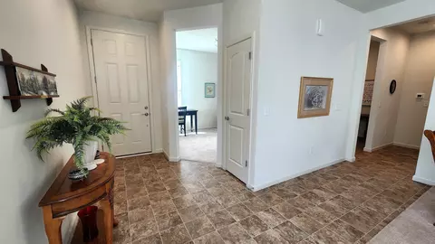 4847 Lilac Dr, Plainfield, IN 46168 photo 2