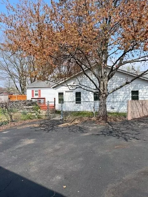241 Collier St, Columbus, IN 47201