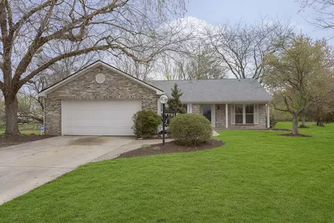 7791 S Chatham Ct, Indianapolis, IN 46256