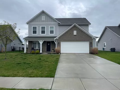 6273 N Woodbury Dr, Mccordsville, IN 46055