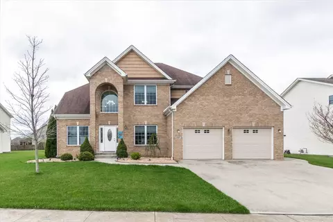 2067 Pawnee Trl, Columbus, IN 47203