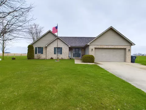 880 Bridle Ln, Oakville, IN 47367