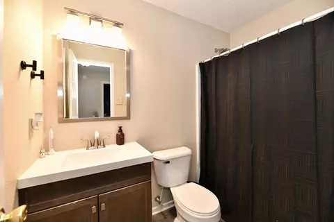 8332 S Canoe Trl, Pendleton, IN 46064 photo 11